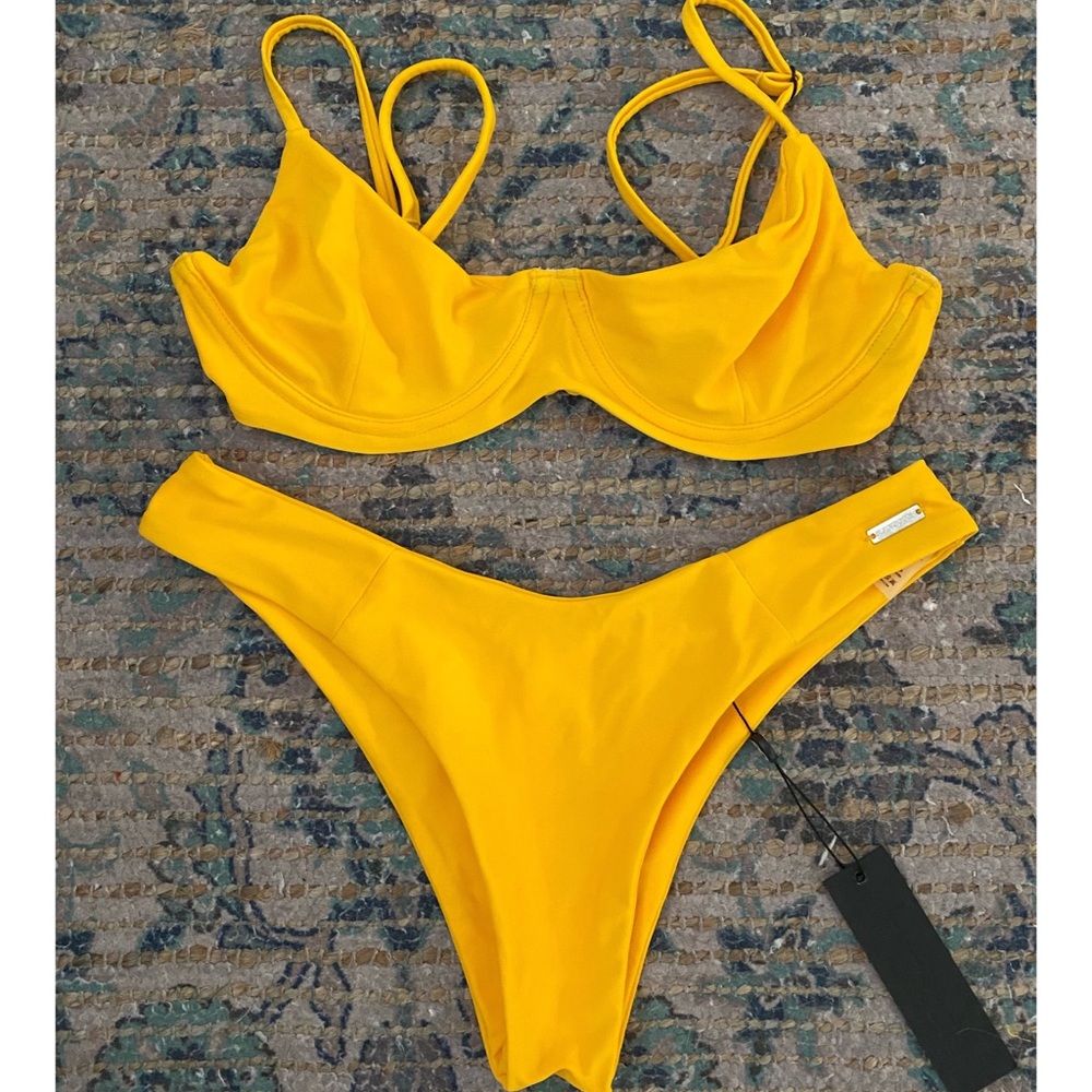 Blackbough swimsuit- yellow